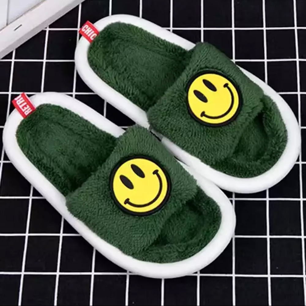 Smiley Feetz from www. ElevatedHoneys.shop